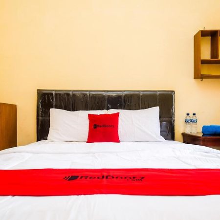 Reddoorz Syariah @ Griya Thamrin Manahan Solo Eksteriør billede